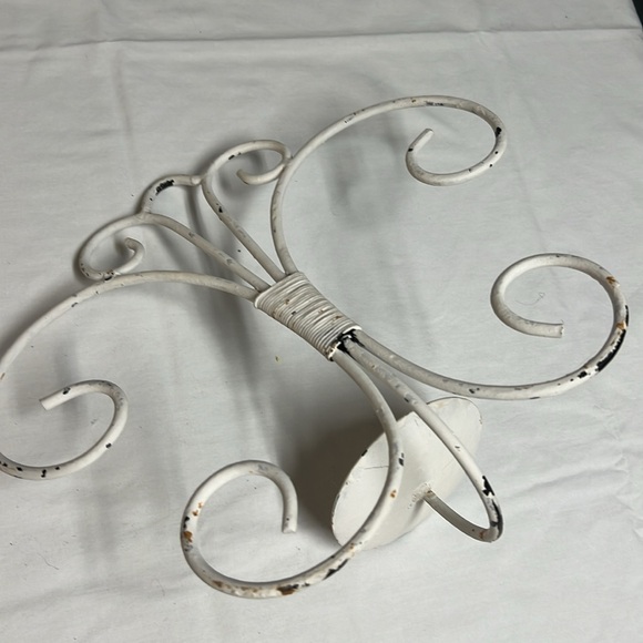 Vintage Style Boho Scroll 11” tall white distressed wrought iron candle holder - Picture 4 of 4